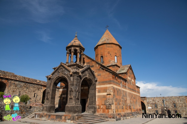 از میدان جمهوری تا پارک عشاق در جاذبه های دیدنی ایروان ارمنستان | نی نی یاری
